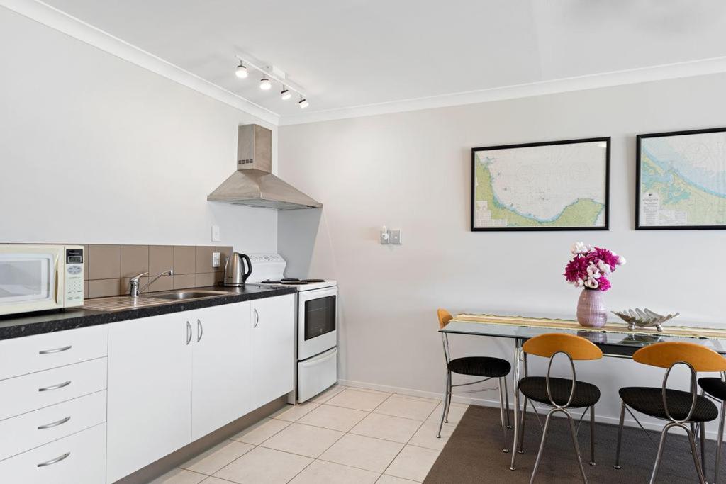 The Sandcastle - Papamoa Holiday Apartment Exterior foto