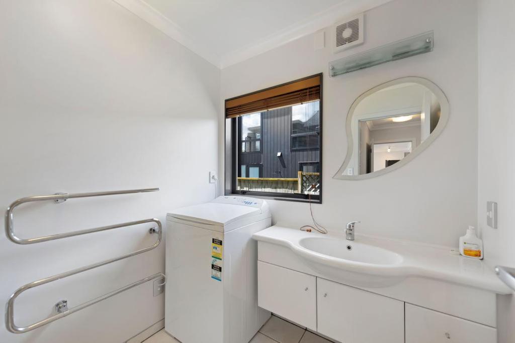 The Sandcastle - Papamoa Holiday Apartment Exterior foto